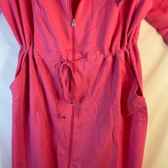 Women's Pink Hooded Robe - Picture 9 of 15